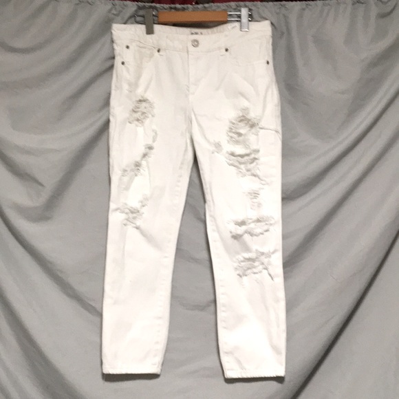 White pants - Picture 3 of 3